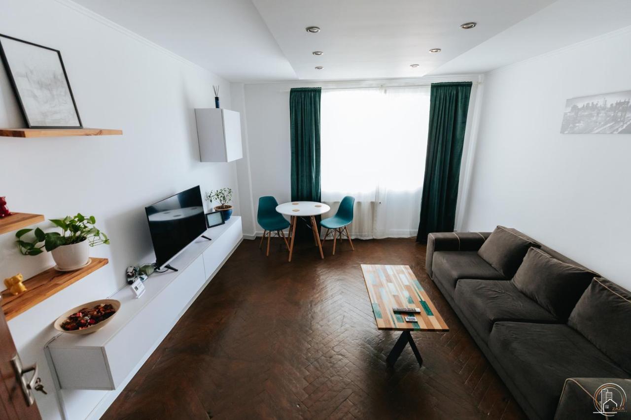 Zaza Apartament - Central Area, With Balcony Тыргу-Жиу Экстерьер фото