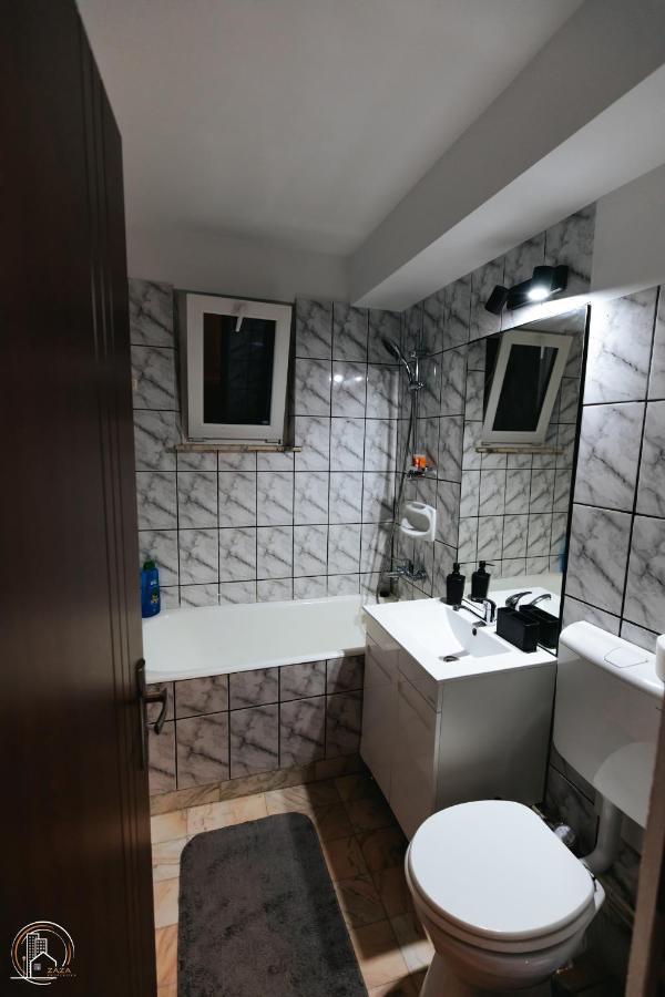 Zaza Apartament - Central Area, With Balcony Тыргу-Жиу Экстерьер фото