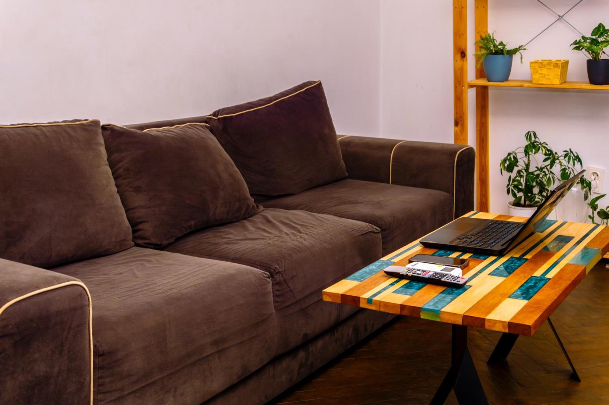 Zaza Apartament - Central Area, With Balcony Тыргу-Жиу Экстерьер фото